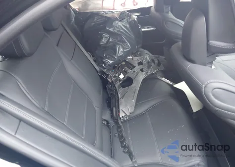 2024 Mercedes-Benz C 300 z USA, uszkodzony, nr VIN W1KAF4HB2RR228869